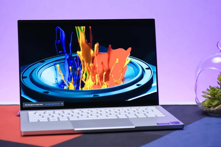 razer-book-13-thinkpro-3
