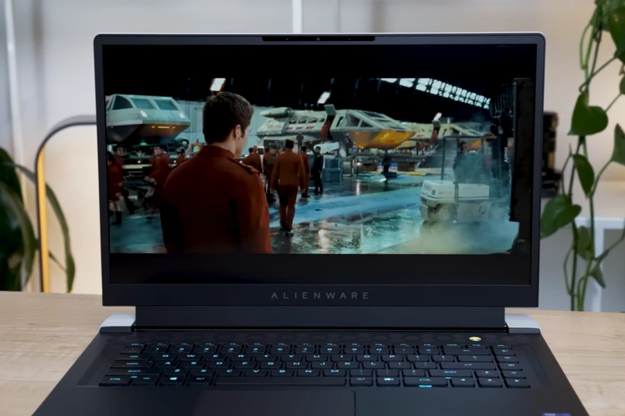 Màn hình Dell Alienware X15 R1