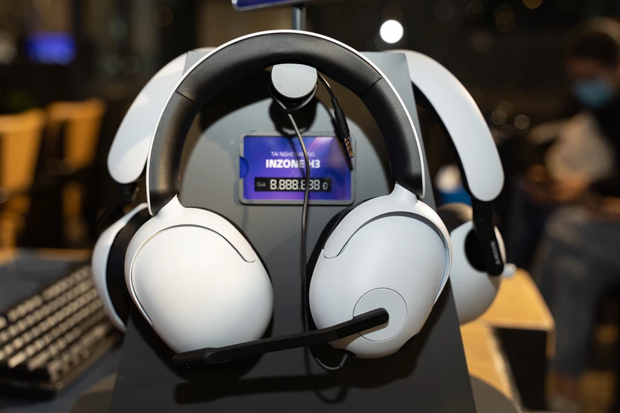 game-thu-da-co-the-mua-gear-sony-tai-vietnam-thinkpro