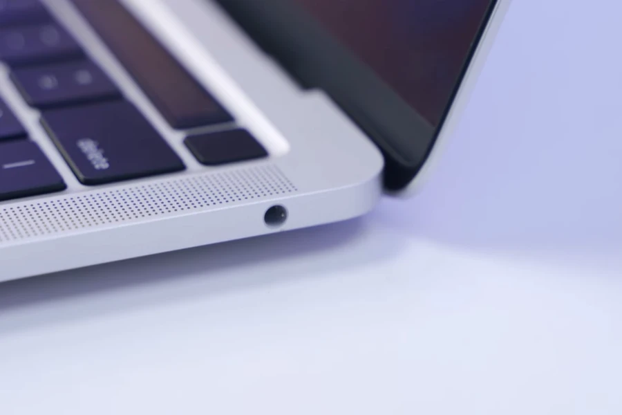 macbook-pro-m2-thinkpro-09