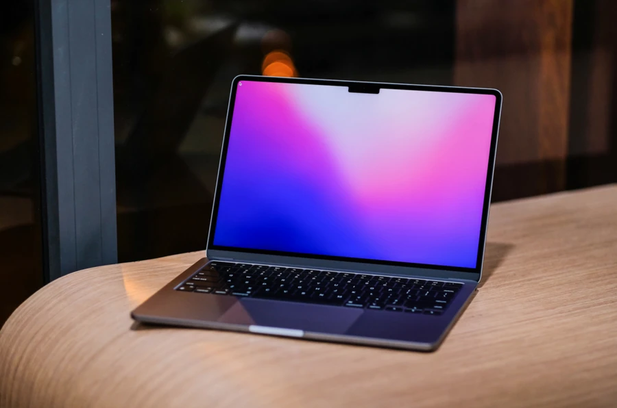 so-sanh-macbook-air-m2-vs-macbook-air-m1-thinkpro-004