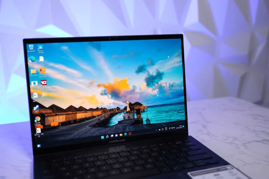 ASUS ZenBook S13 OLED