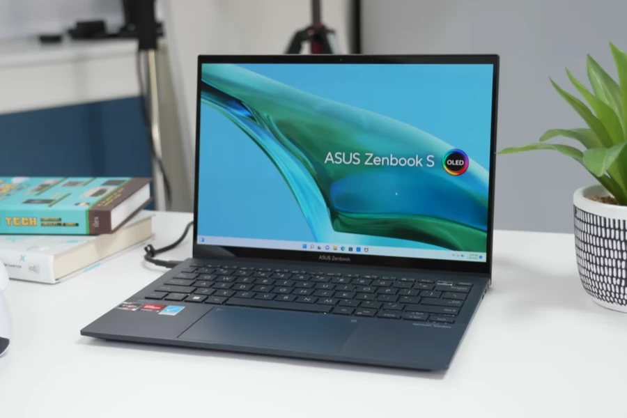 danh-gia-asus-zenbook-s13-oled-thinkpro-1