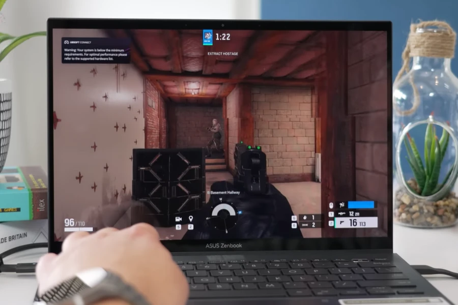 danh-gia-asus-zenbook-s13-oled-thinkpro-10