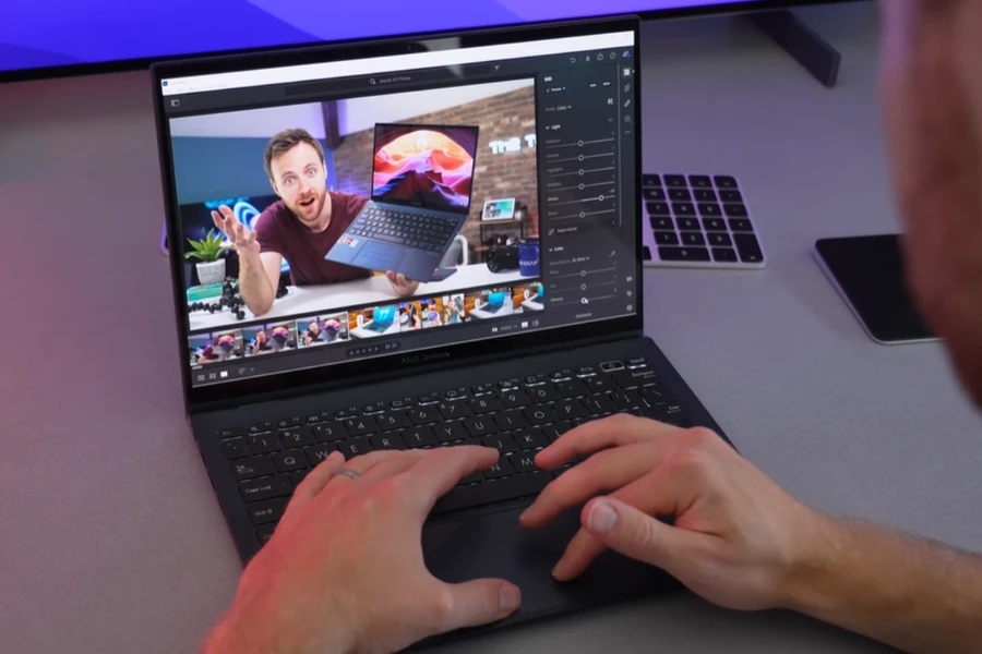 danh-gia-asus-zenbook-s13-oled-thinkpro-6