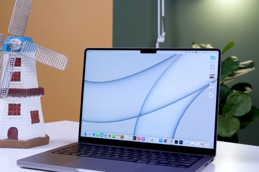 Macbook Pro M1 và M2 vẫn duy trì phong cách thiết kế sang trọn và chuyên nghiệp