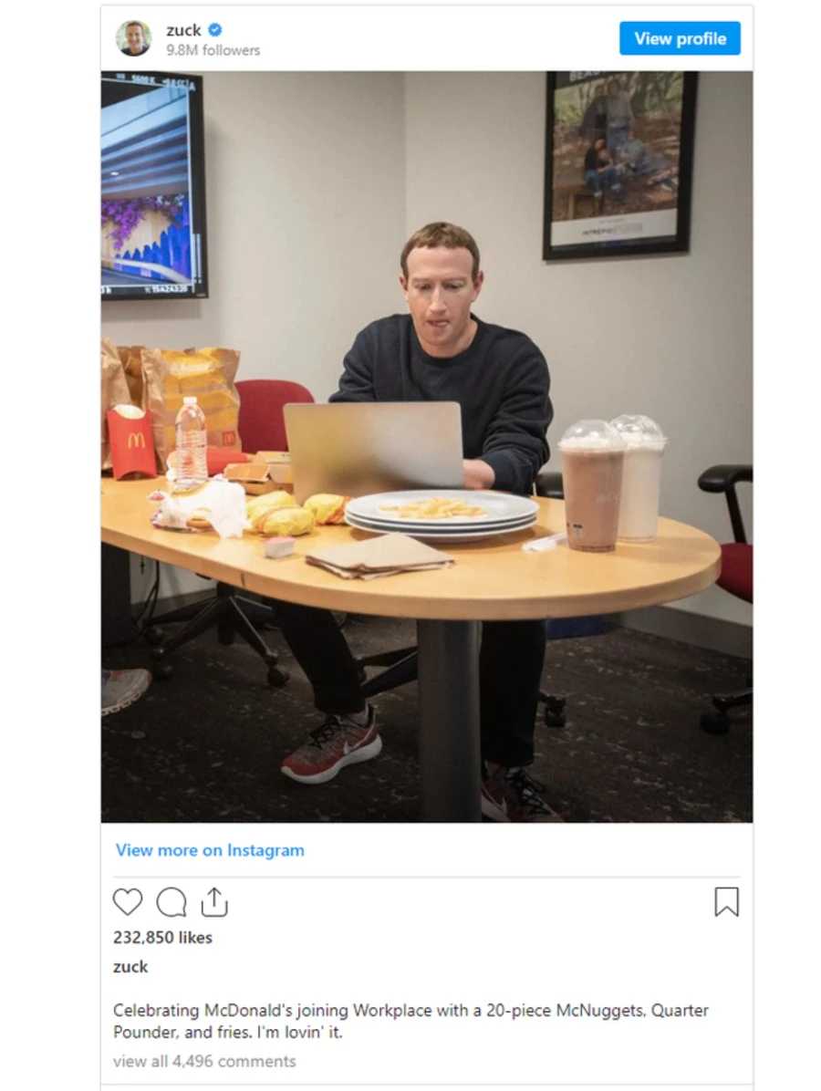 mark-zuckerberg-xoa-logo-qua-tao-tren-macbook-01