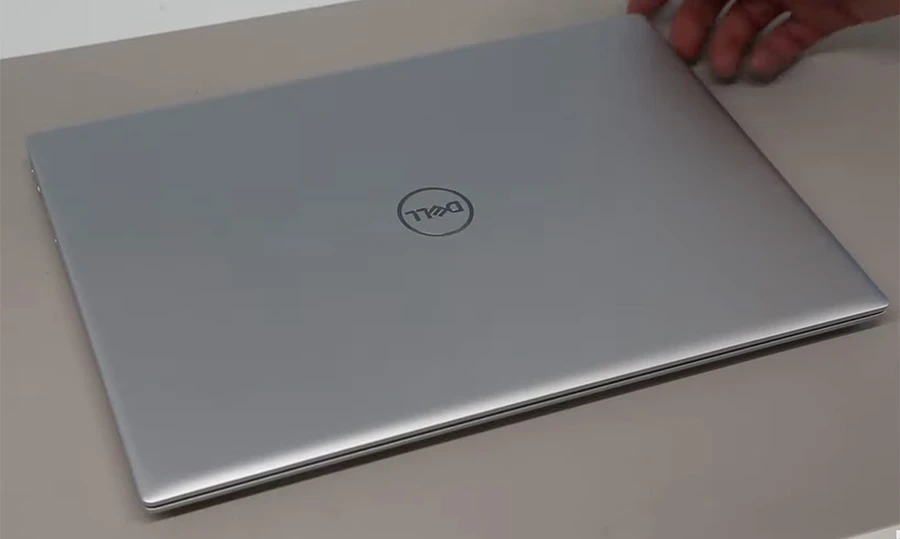Dell Inspiron 14 5425 với màu sơn bạc ấn tượng