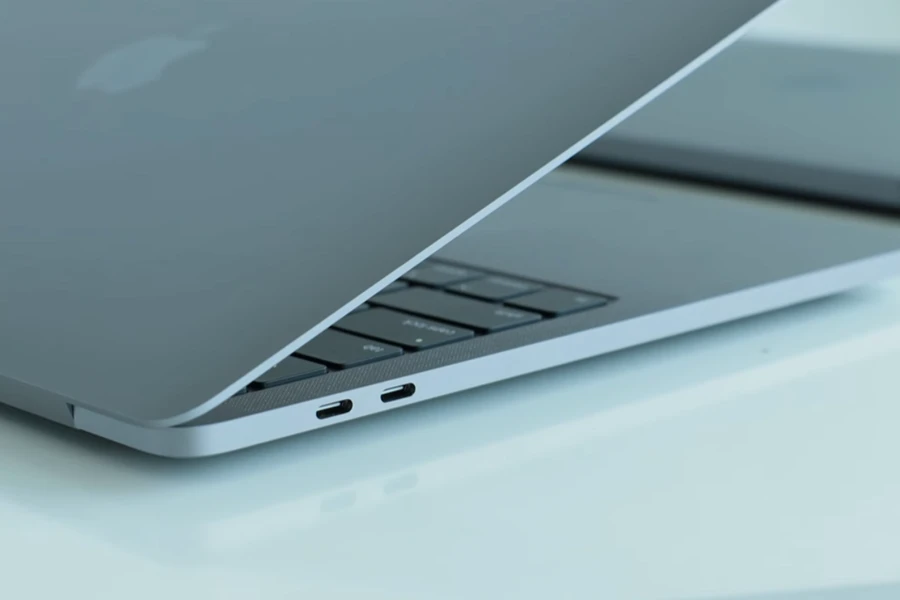 apple-macbook-pro-13-thinkpro-12