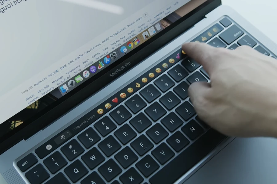 apple-macbook-pro-13-thinkpro-7