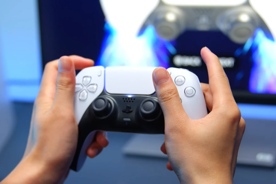 may-choi-game-sony-playstation-5-thinkpro-7