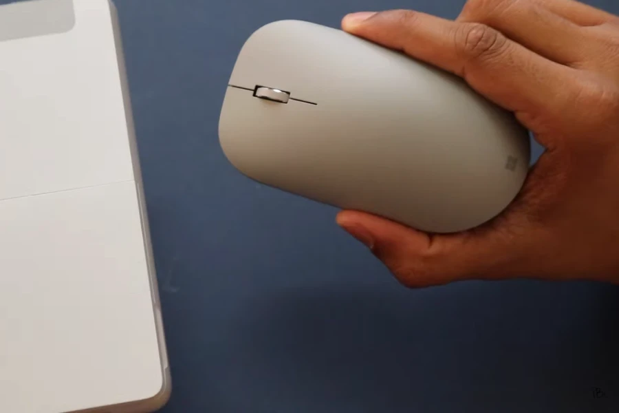 Chuột Microsoft Modern Mouse (WS3): Gọn nhẹ, tích hợp hàng loạt tính năng hiện đại