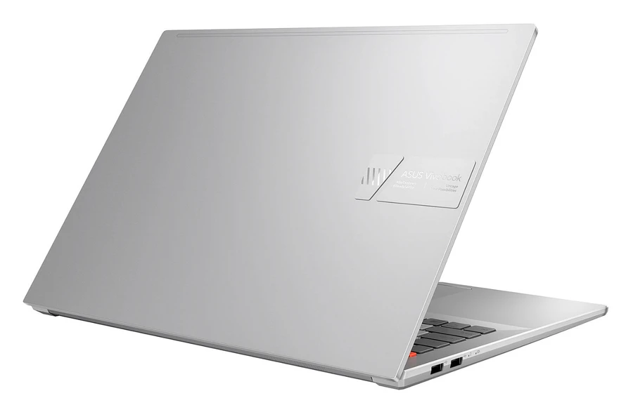Cổng kết nối trên Asus Vivobook Pro X Intel 12