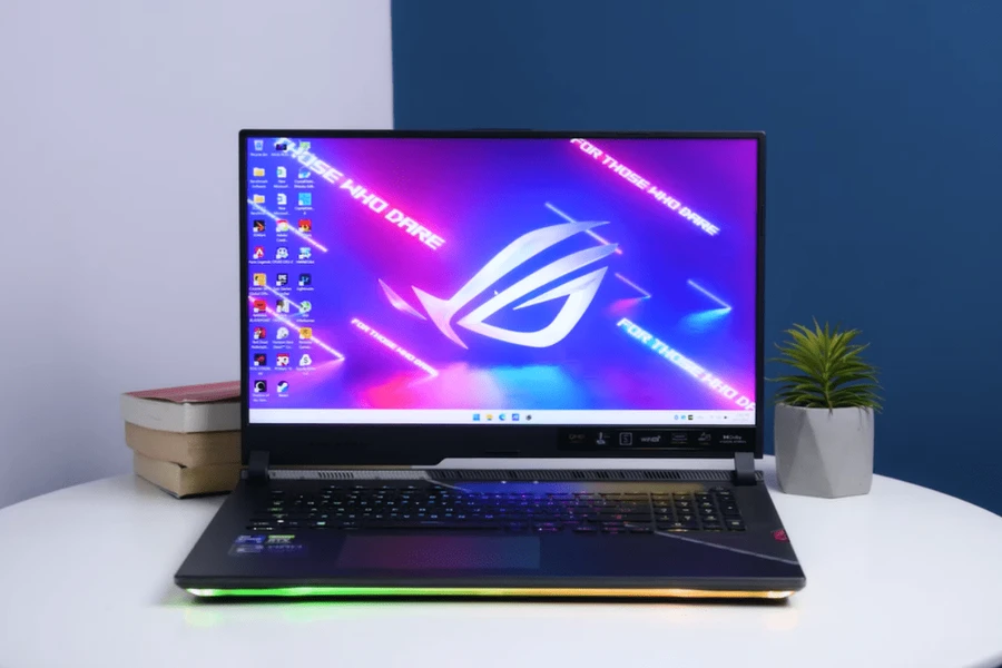 rog-strix-scar-17-thinkpro-4