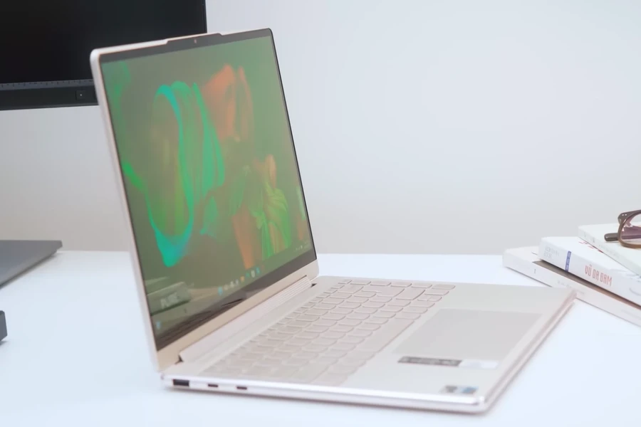 Thiết kế Lenovo Yoga 9i