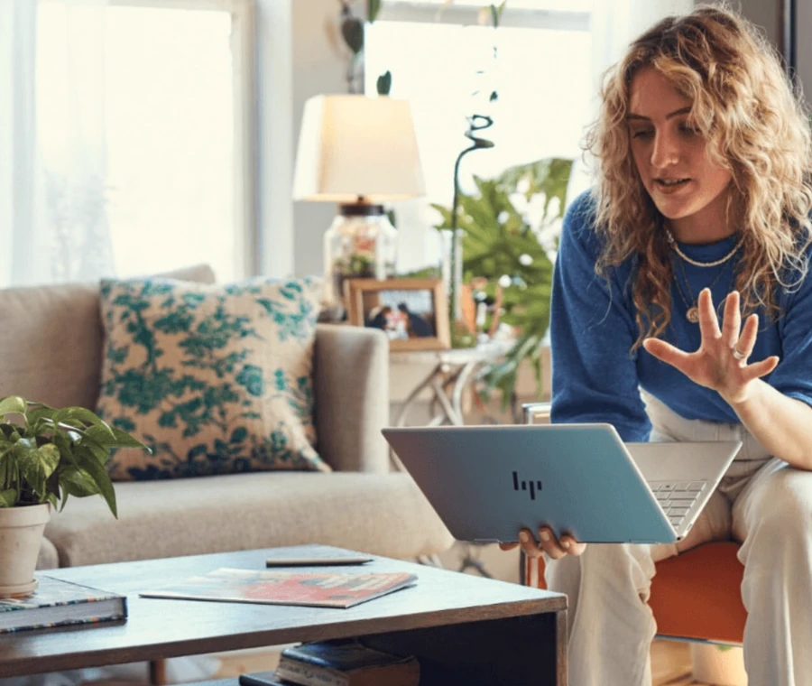 mo-ta-hp-spectre-thinkpro-01
