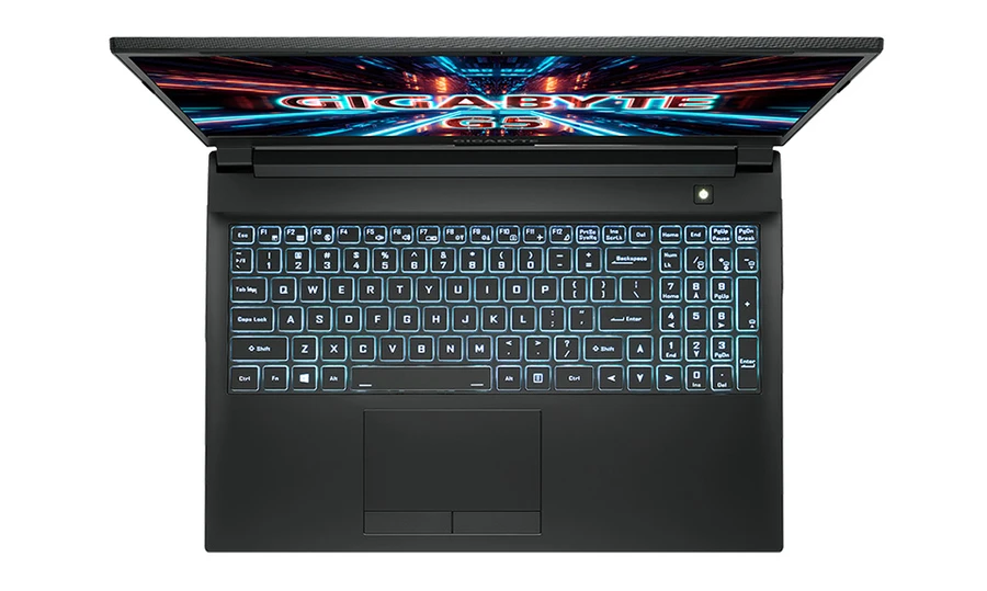 Bàn phím của GIGABYTE Gaming G5 là phím dạng full-size, đi kèm font chữ rõ ràng.