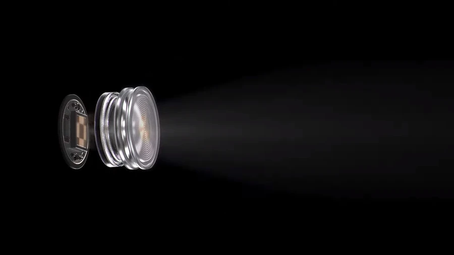 iPhone 14 Pro với đèn flash nâng cấp, quay thiếu sáng tốt và pin dùng cả ngày