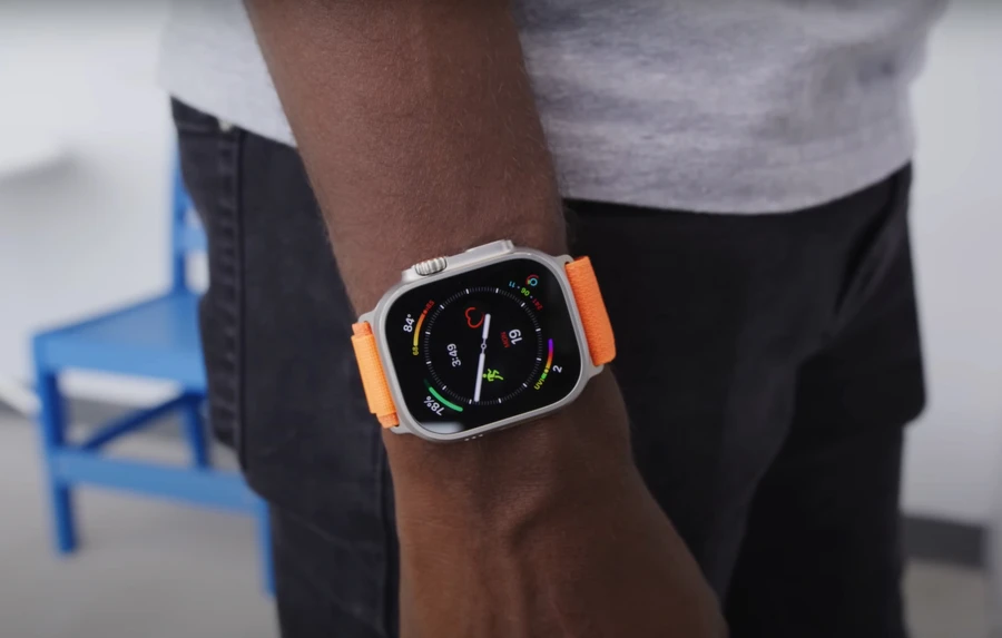 Apple Watch Ultra ra mắt với một diện mạo có phần hầm hố và mạnh mẽ