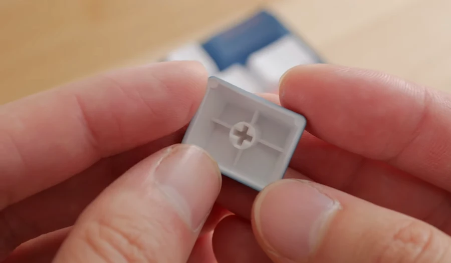 Bàn phím cơ IQUNIX F60 được trang bị keycap chất lượng