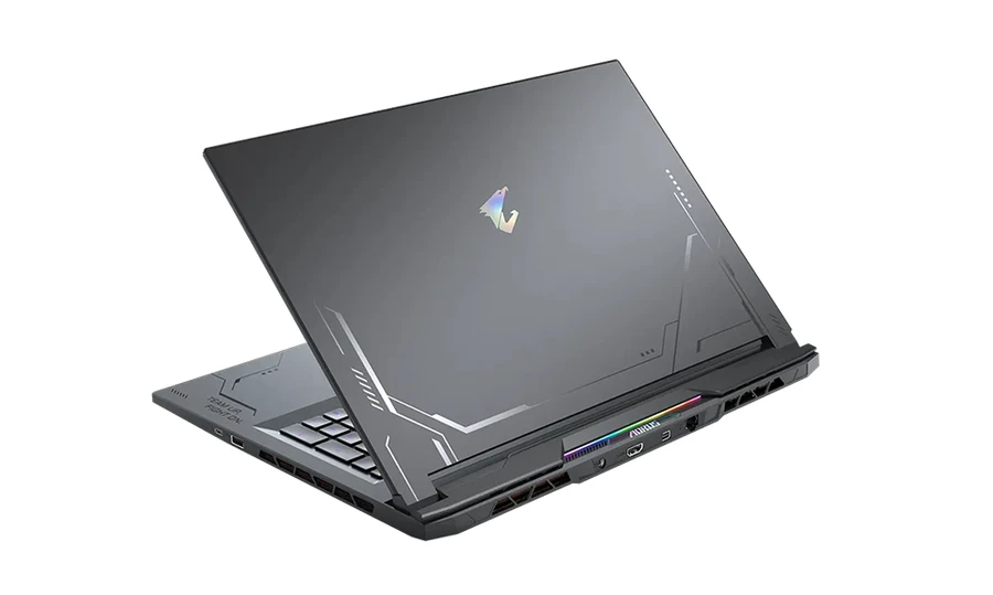 gigabyte-trinh-lang-aorus-2023-thinkpro