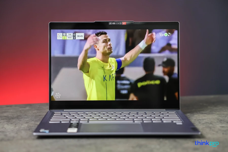 Chất lượng hình ảnh Lenovo Slim 7i Gen 8 (2023)