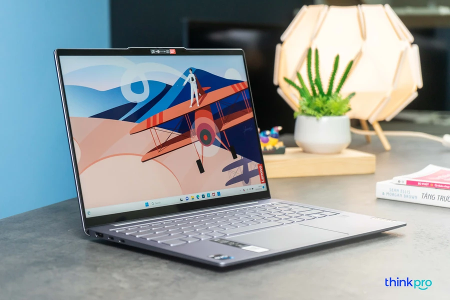 Lenovo Slim 7i Gen 8 (2023)