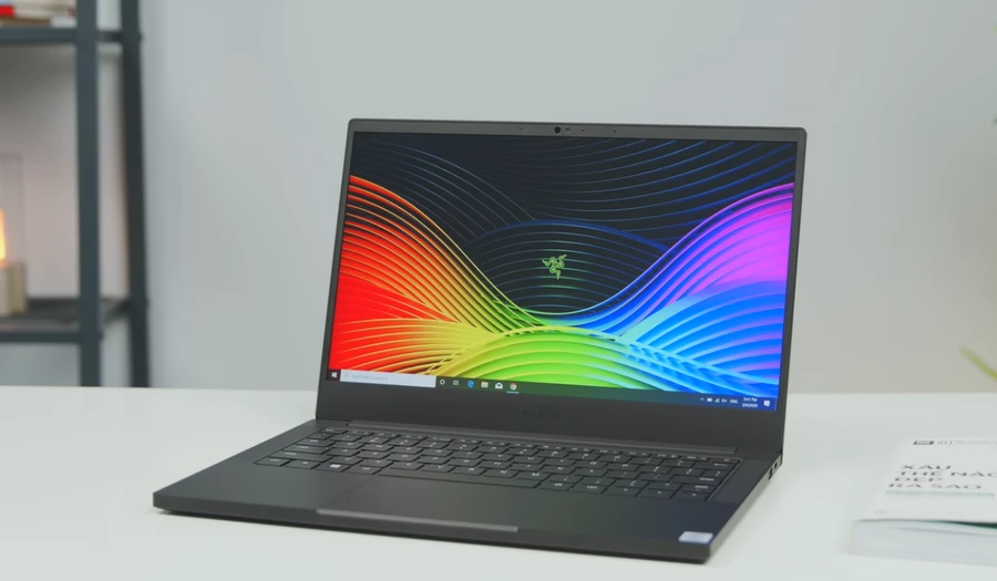 razer-blade-stealth-thinkpro-1