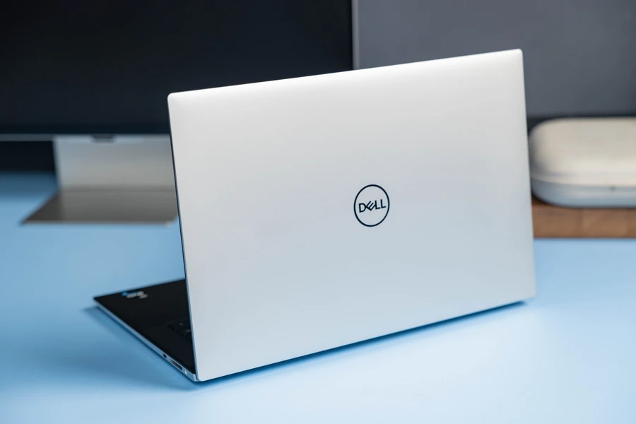 Thiết kế đẹp mắt Dell XPS 15 9530