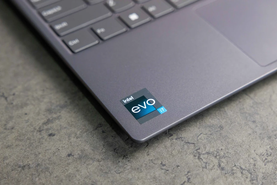 Hiệu năng Lenovo Yoga Slim 7 Carbon