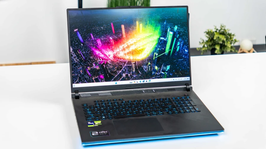 ASUS ROG Strix SCAR 18 2024 5
