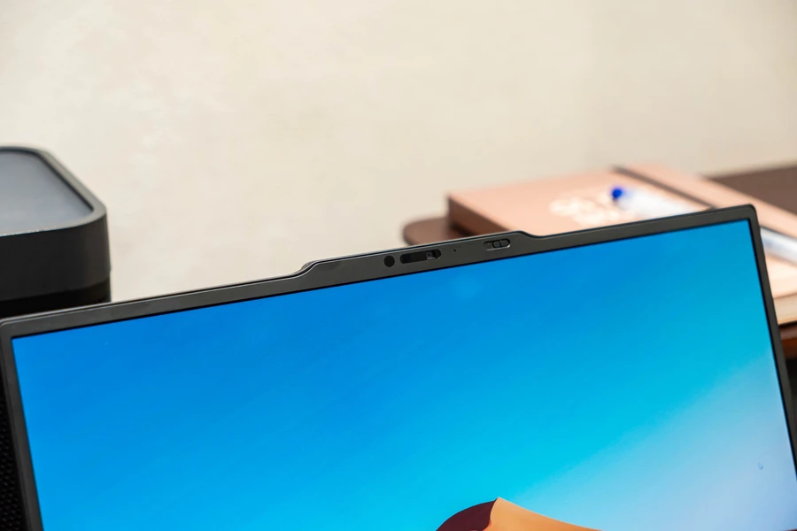 So sánh ThịnkPad X1 Carbon Gen 12 và Gen 11 2