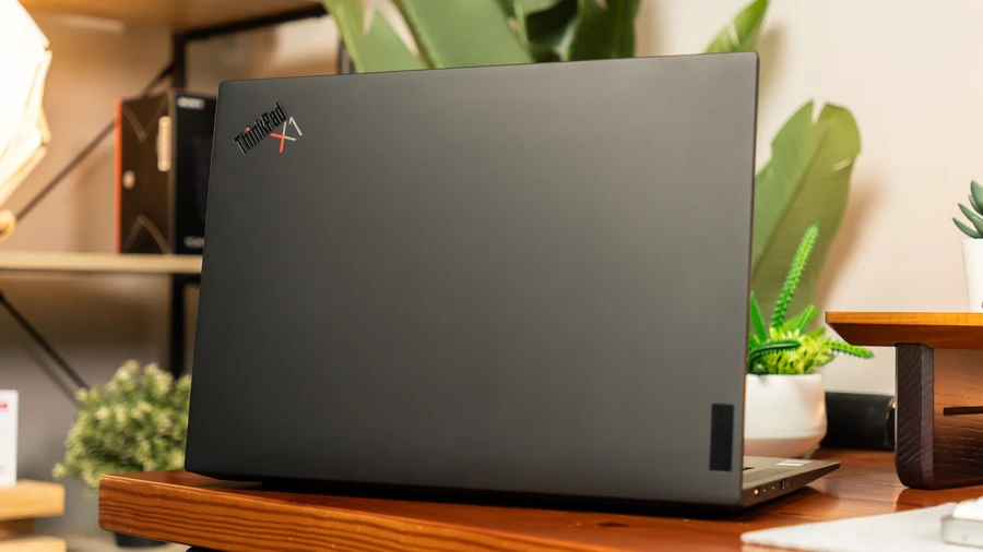 Thiết kế ThinkPad X1 Extreme Gen 5 2