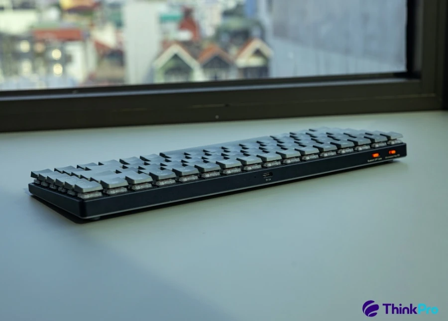 Low-profile thường chỉ dày bằng phân nửa bàn phím cơ truyền thống 