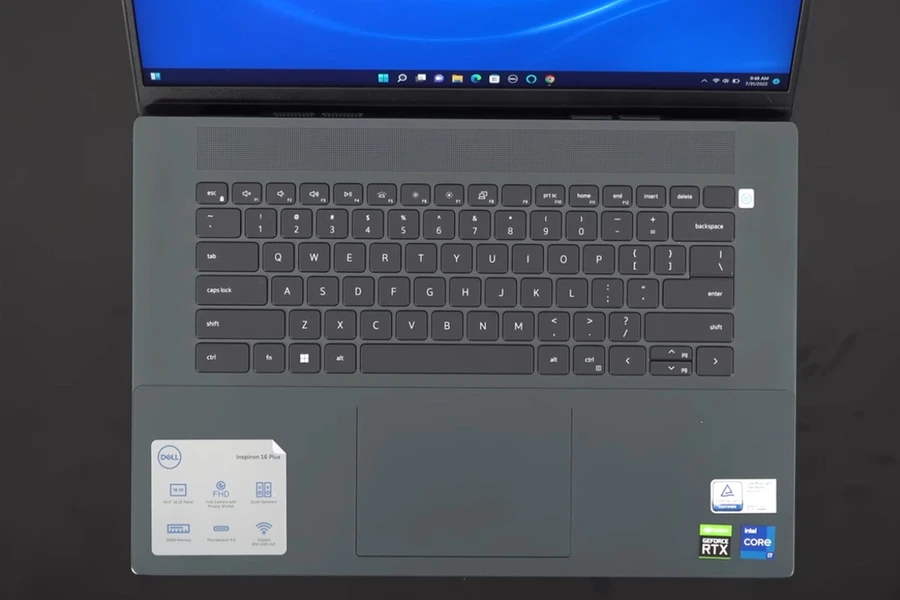 Bàn phím của Dell Inspiron được đánh giá khá cao