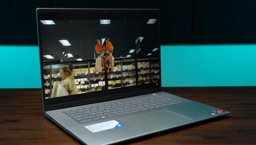 Lớp vỏ nhựa trên nhiều mẫu Dell Inspiron dễ bị hư hại khi có va đập mạnh