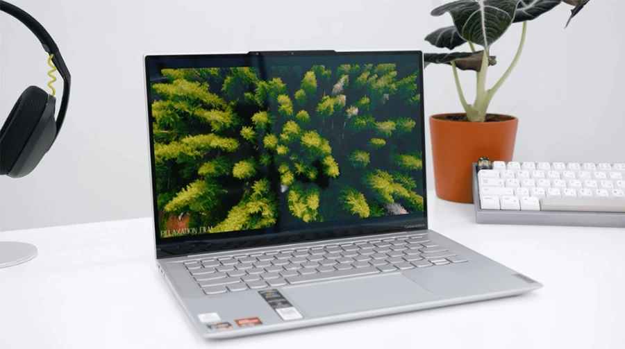 Laptop Lenovo Yoga Slim Series