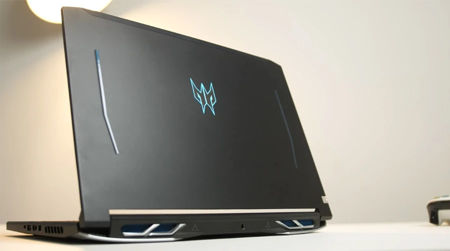 Thiết kế mạnh mẽ của Acer Predator Helios 300