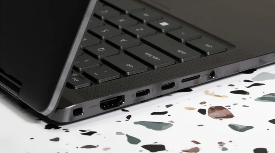Dell Latitude cung cấp nhiều loại cổng kết nối khác nhau