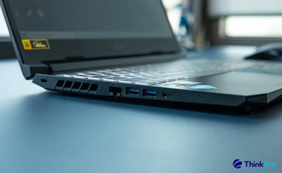 Cổng kết nối - Acer Nitro 5 15'' 2021 (AMD)