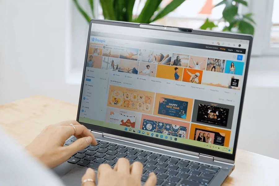 Lenovo ThinkBook 14P Gen 2 có độ sáng tối đa lên đến 300 nits