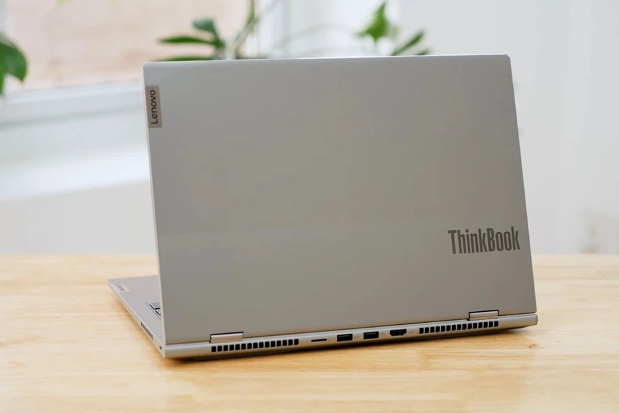 Lenovo ThinkBook 14P Gen 2 sở hữu thiết kế mỏng nhẹ nhưng rất bền bỉ
