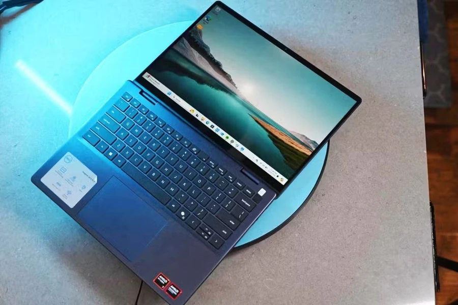 Trải nghiệm bàn phím và touchpad trên Dell Inspiron 7445 2 in 1