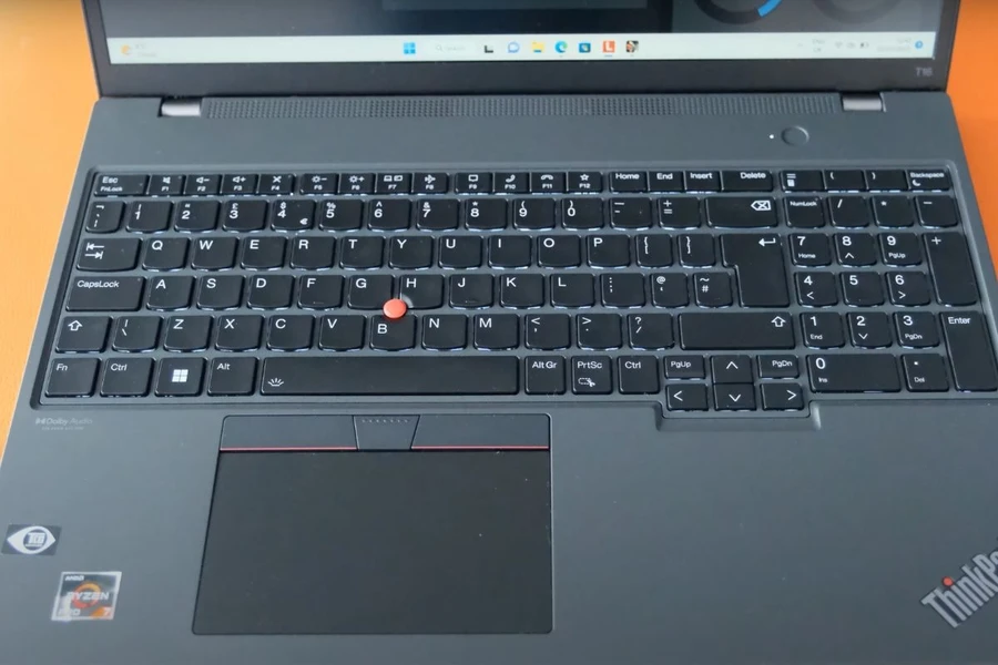 Trải nghiệm bàn phím và touchpad trên Lenovo ThinkPad T16 Gen 2