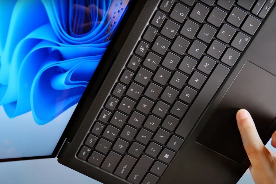 Trải nghiệm touchpad trên Dell Precision 5480