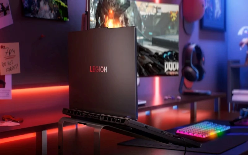 Lenovo Legion 5 Y7000 15IRX10 2025 mang thiết kế hiện đại, mãnh mẽ đậm chất gaming.