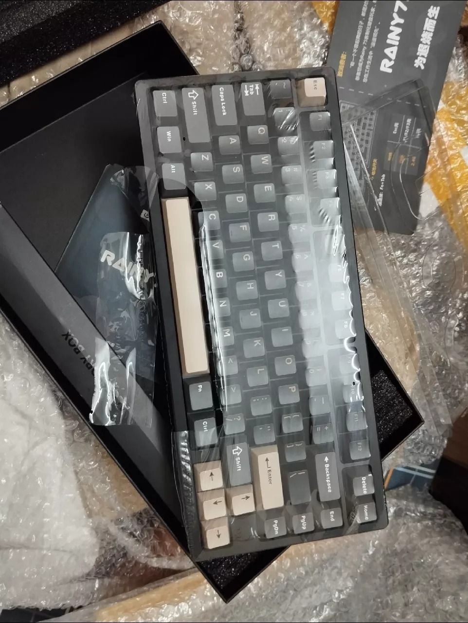 Hinh anh khach hang danh gia san pham Bàn phím cơ Rainy75 Aluminum CNC