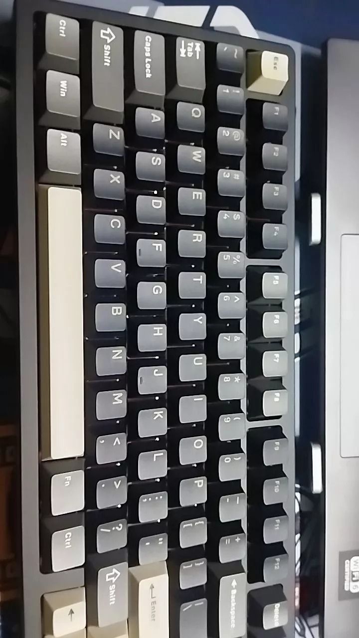 Hinh anh khach hang danh gia san pham Bàn phím cơ Rainy75 Aluminum CNC