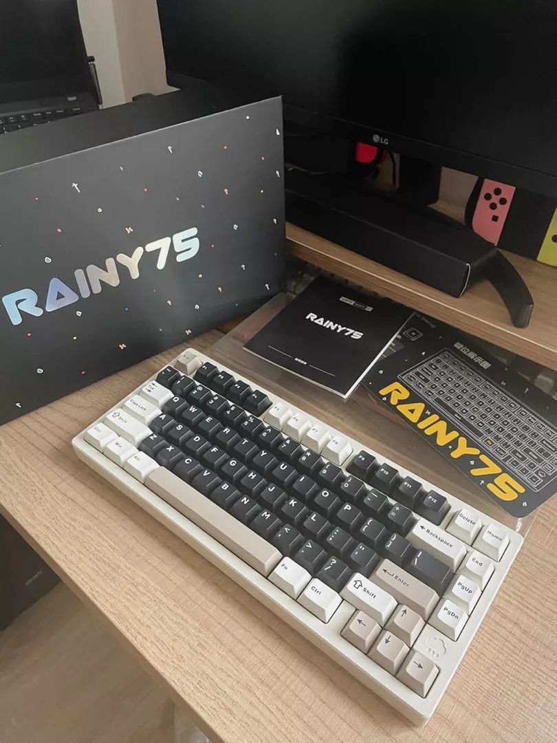 Hinh anh khach hang danh gia san pham Bàn phím cơ Rainy75 Aluminum CNC