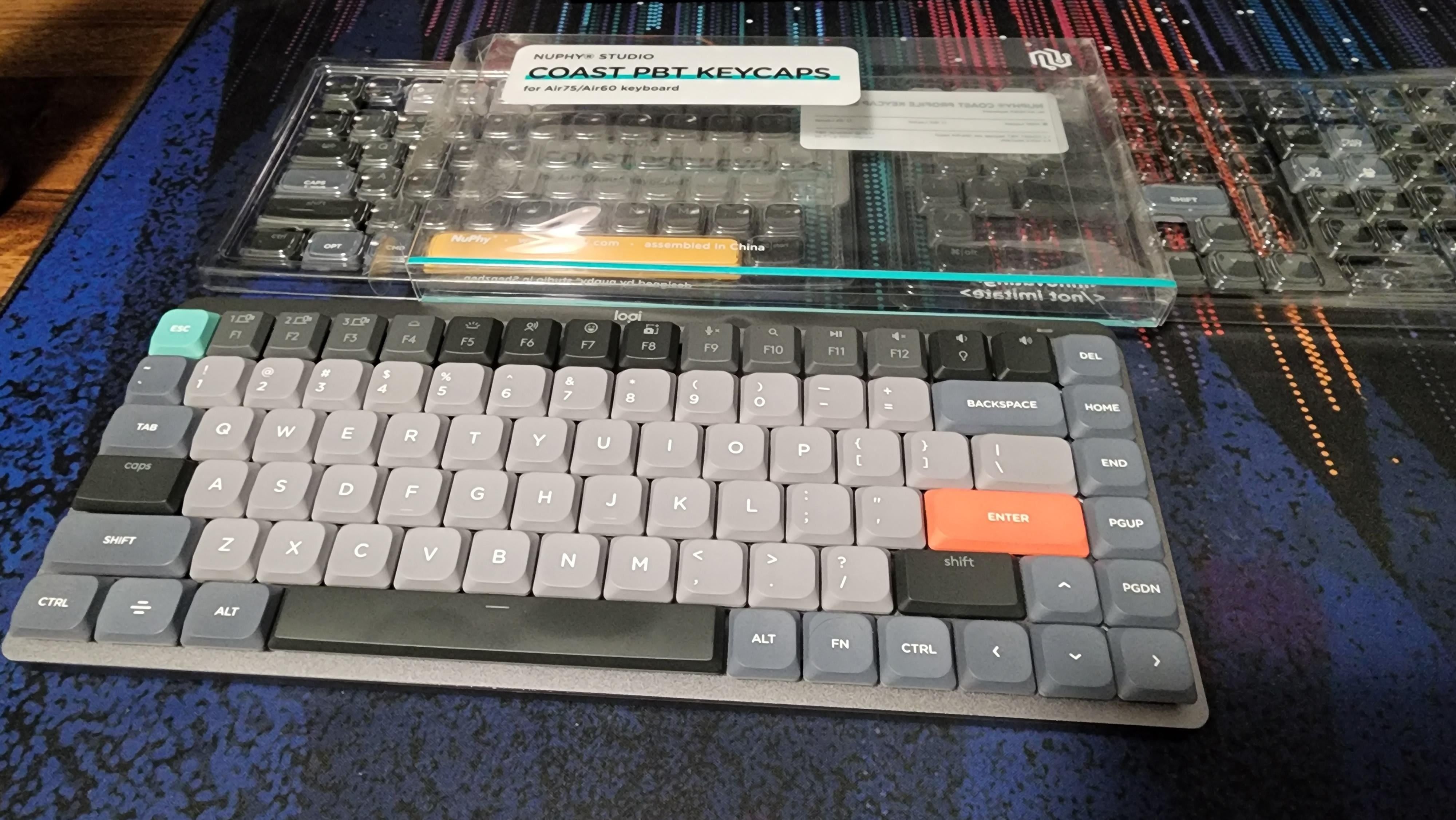 Hinh anh khach hang danh gia san pham Keycap Nuphy Low Profile - nSA Shine-through PC